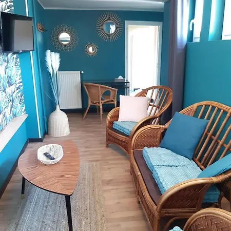 לינה וארוחת בוקר La Maison D'yport 3*