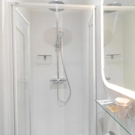 לינה וארוחת בוקר La Maison D'yport 3*